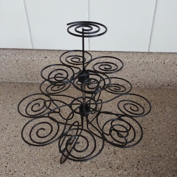 🌈2/$25 : Wilton wired dessert stand - Picture 2 of 3